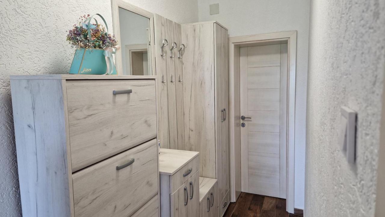 Happy Star Apartman Kotor