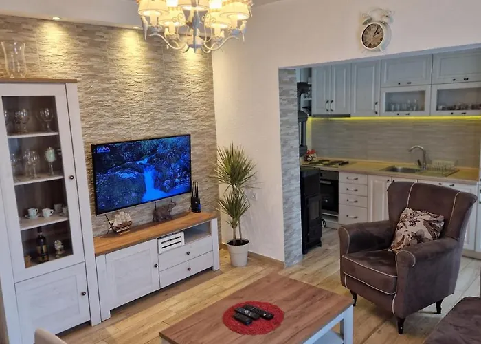 Happy Star Apartments